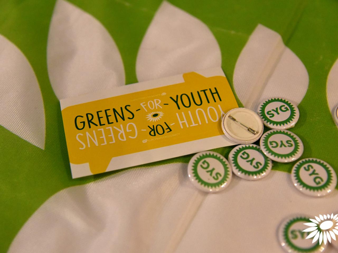 GREENSforYouth.jpg